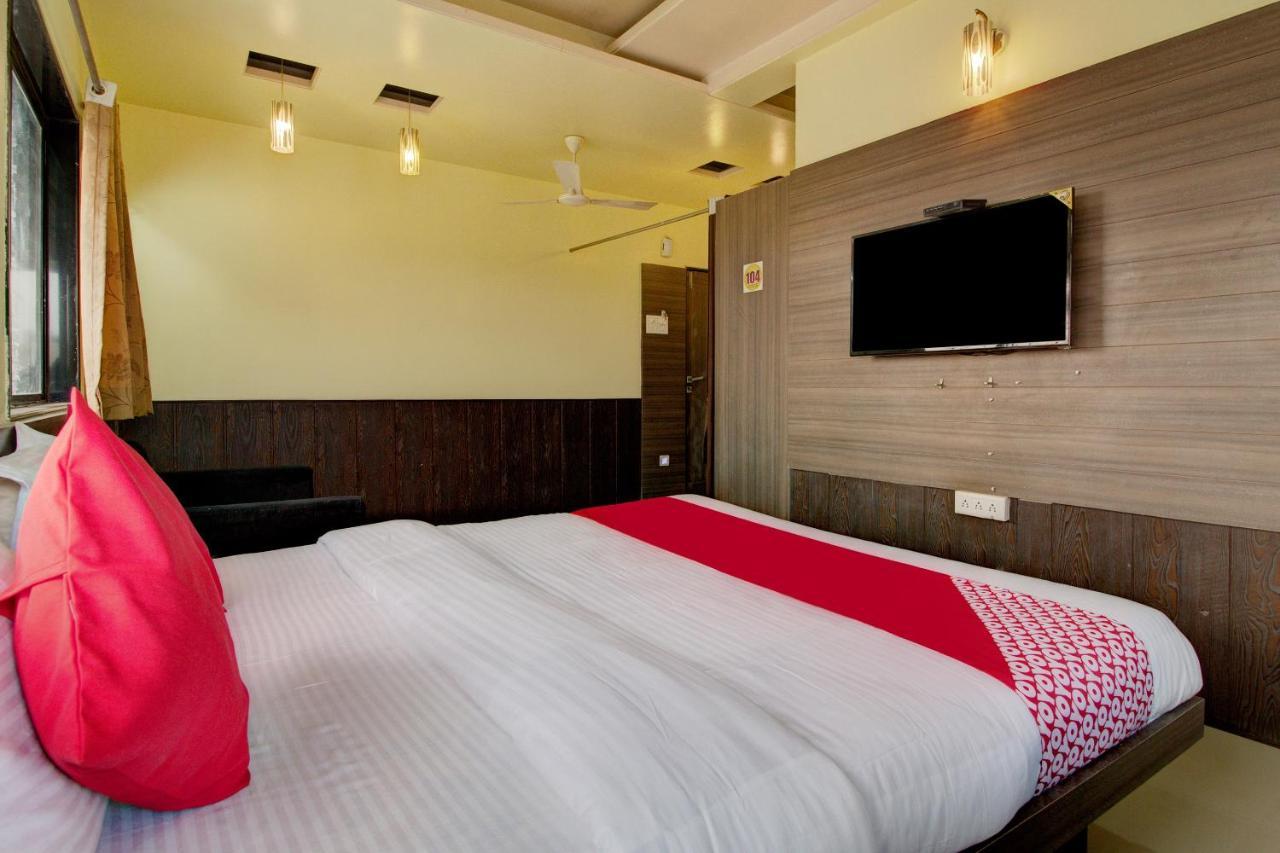 Oyo Slp013 Savan And Sapna Lodging Hotel Солапур Екстериор снимка